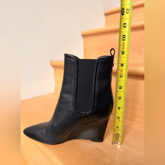 VERONICA BEARD Iluska Black Leather Wedge Chelsea Ankle Boots Size 6.5 - Picture 13 of 13